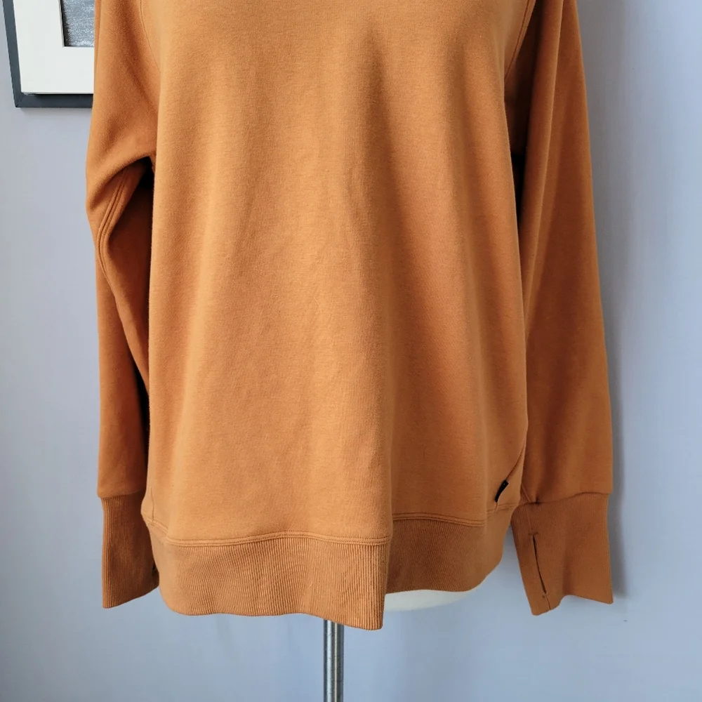 Athleta Triumph Crew Neck Sweatshirt Cattail Brown L - Picture 8 of 12